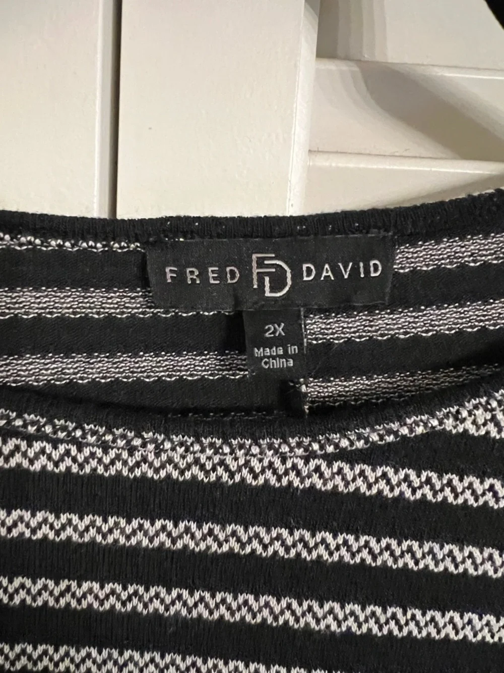 Fred David Black and White Striped Long Sleeve Blouse - Picture 3 of 4